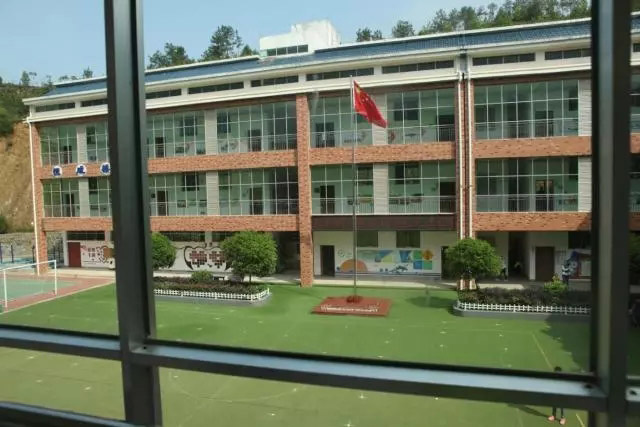 延綿大愛(ài)五百公里，廣東博皓實(shí)鷹隊(duì)情牽江西上猶縣特殊教育學(xué)校-2