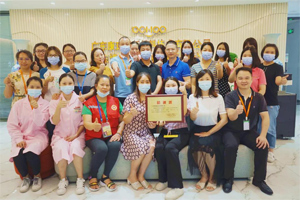 捐獻(xiàn)青春熱血，彩繪人生畫卷